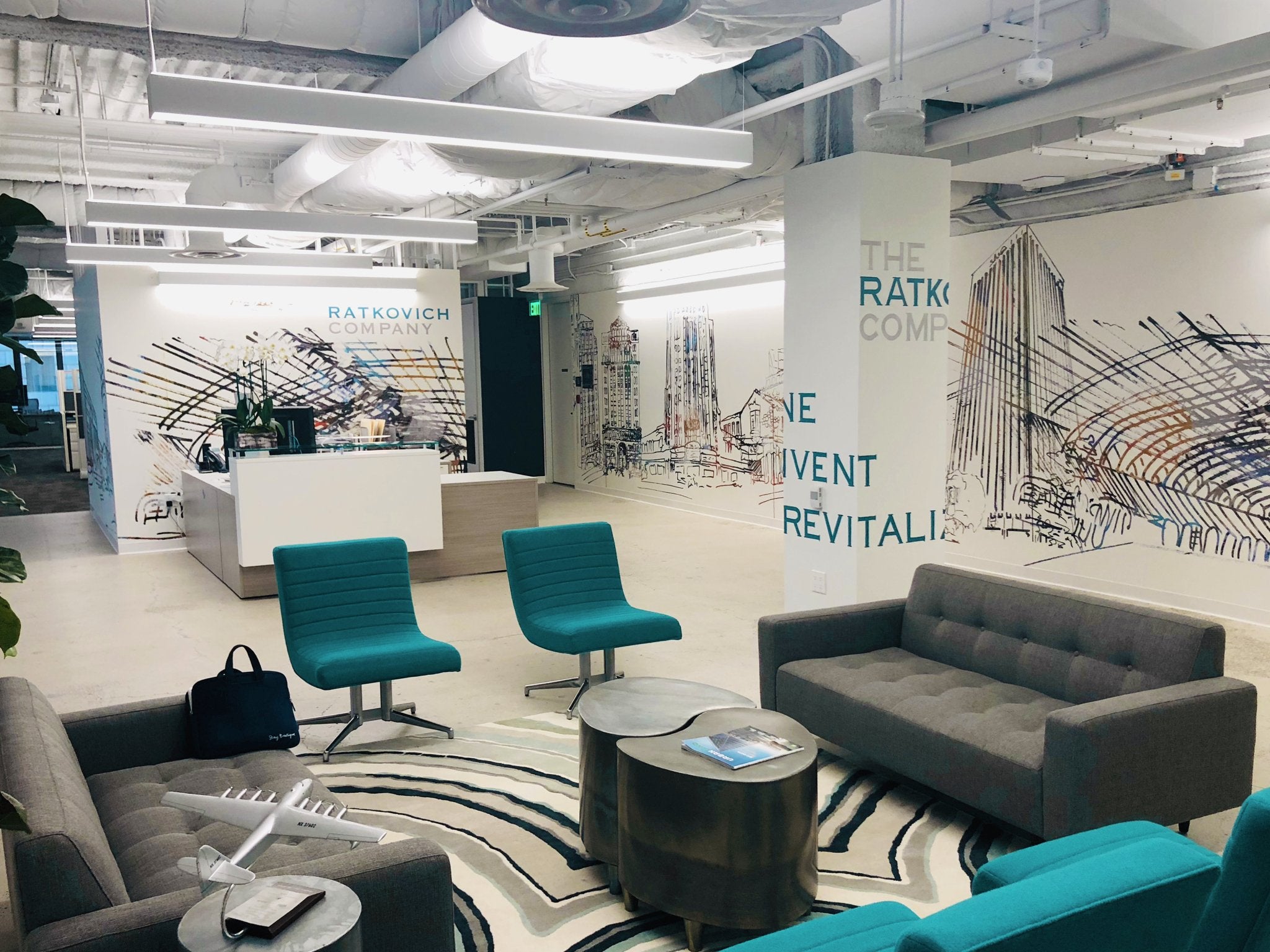 Large format hand-drawn wallcovering for office headquarters. 